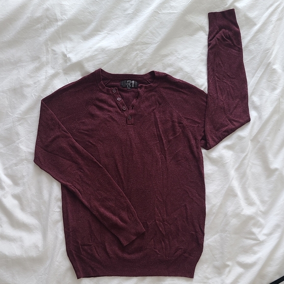 Simons long sleeve sweater - Picture 1 of 5